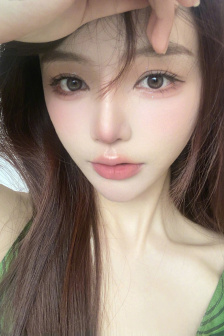 男星突然立起的尴尬瞬间