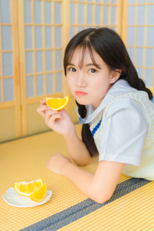 年轻的阿姨韩国
